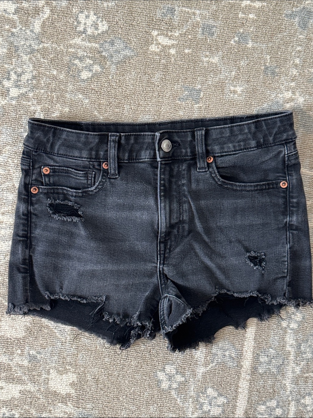 American Eagle Women's Black Distressed Denim Shorts - Classic Cut